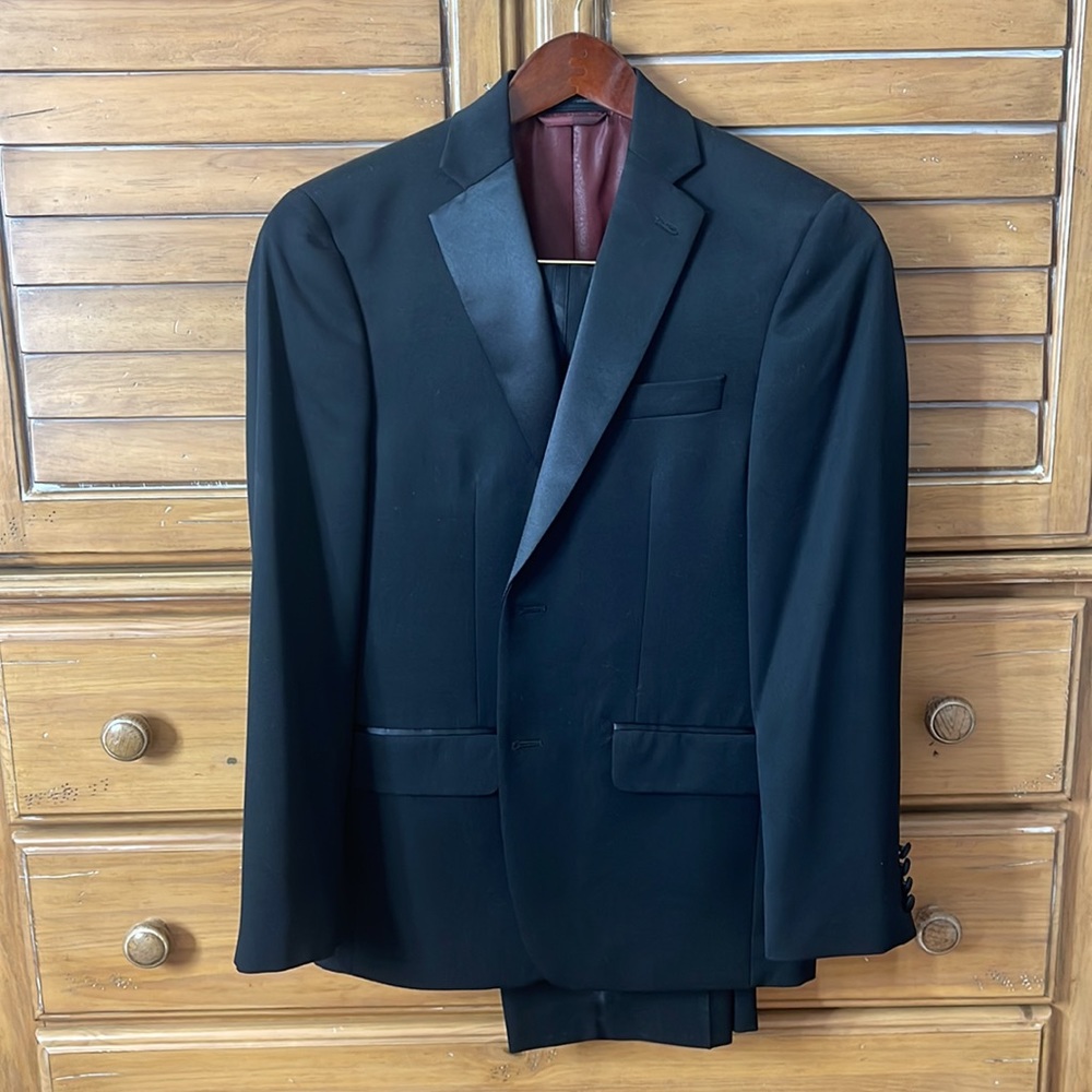 Black Tie tuxe set with pants